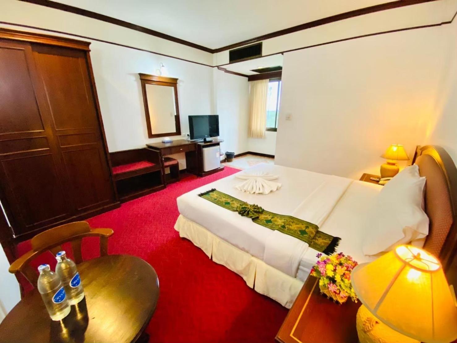 Crystal Hotel Krabi Ban Khlong Chi Lat Exterior foto