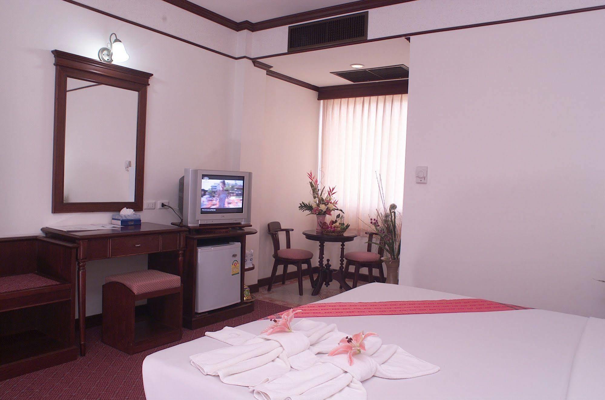 Crystal Hotel Krabi Ban Khlong Chi Lat Exterior foto